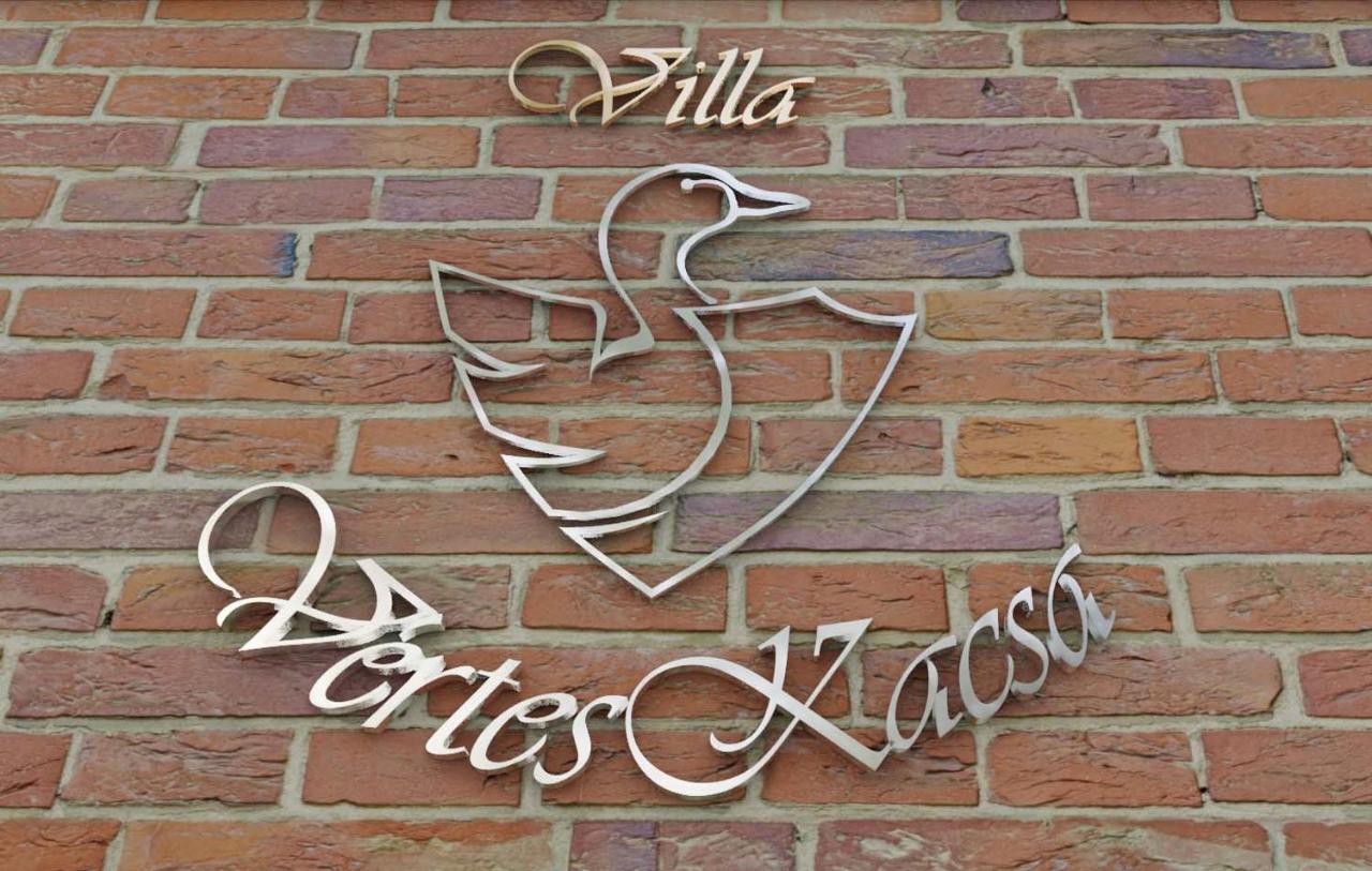 Villa Verteskacsa Vertesacsa Luaran gambar