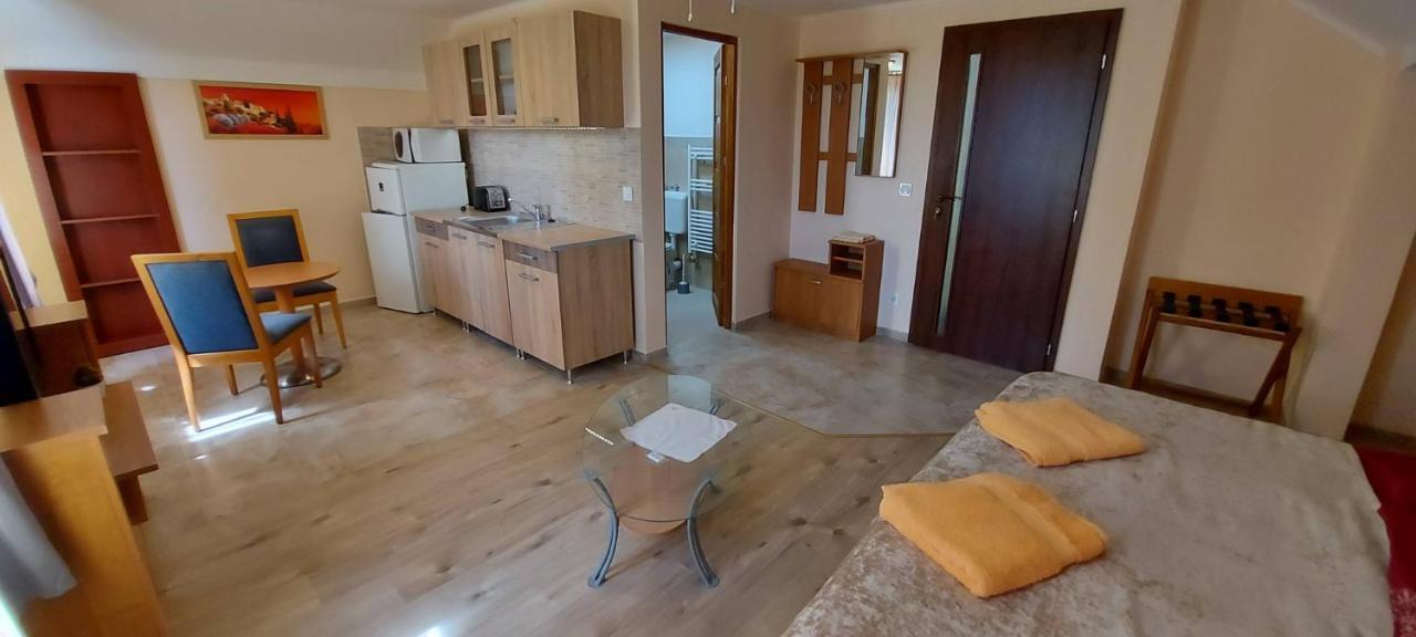 Villa Verteskacsa Vertesacsa Luaran gambar
